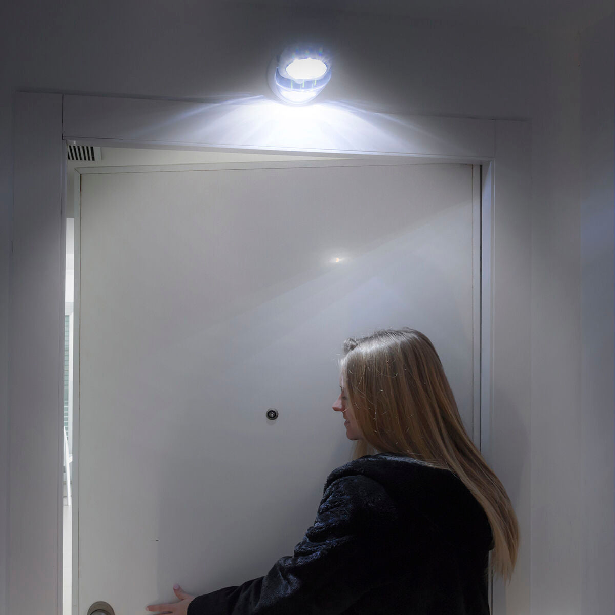 Lampada LED con Sensore di Movimento InnovaGoods